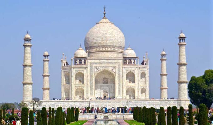 From Paris to Prague on Water