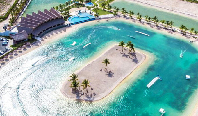 Caribbean Lake park en Punta Cana. Caribbean Lake en Downtown Punta Cana