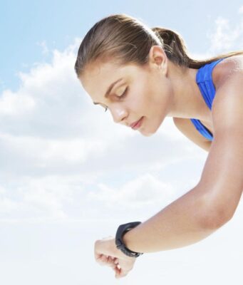 El Ejercicio De 5 Minutos Que Te Hace Más Joven. El Ejercicio De 5 Minutos Que Te Hace Más Joven.