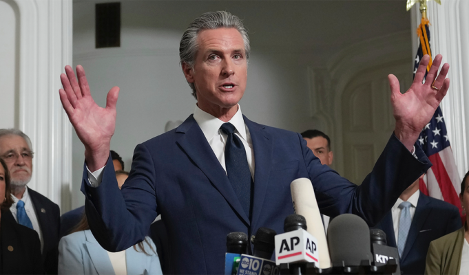 La mayoría de los californianos respalda el plan alineado con Newsom para redibujar los distritos del Congreso, según una encuesta.