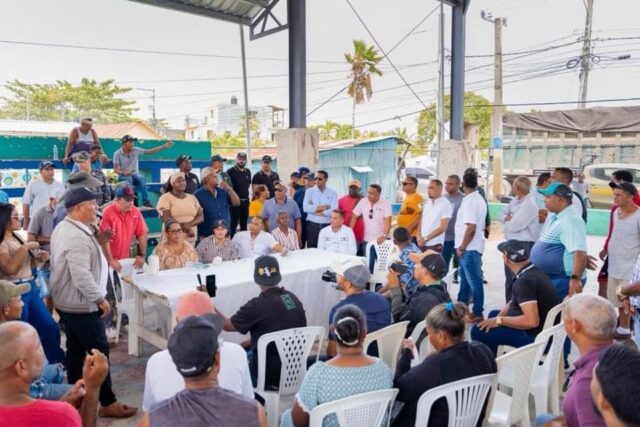 Alcaldesa respalda desvío de transporte pesado en La Ceiba