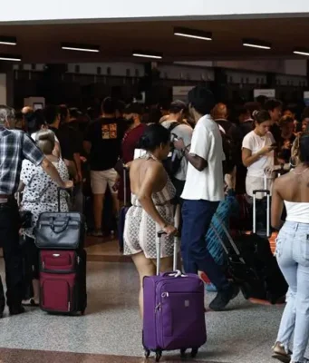 Apagón en el AILA afecta vuelos y Aerodom pide no acudir al aeropuerto Apagón en el AILA 2