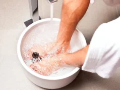 Beneficios de poner vinagre en tu baño de pies