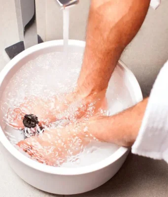 Beneficios de poner vinagre en tu baño de pies