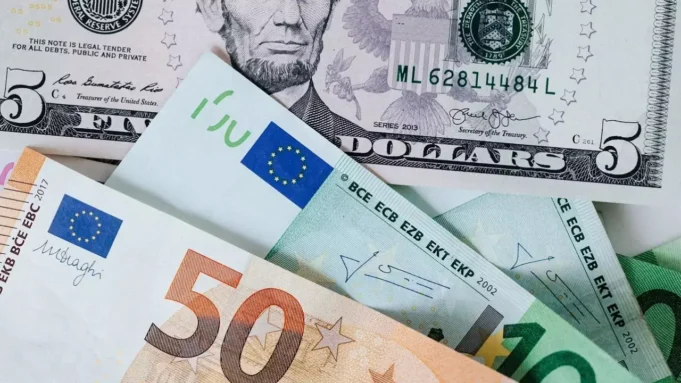 Dólar y Euro hoy en RD tasas de cambio