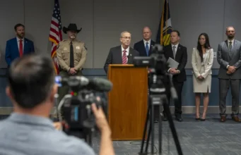 Fiscalía pedirá pena de muerte para asesino de Charlie Kirk