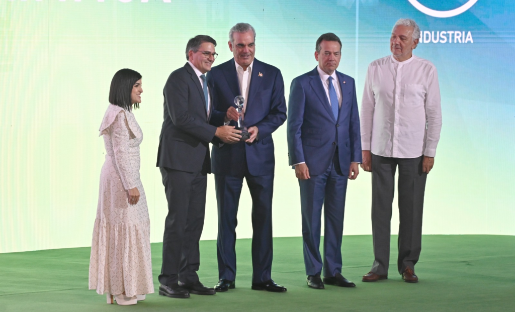 ProDominicana reconoce 11 empresas de inversión extranjera