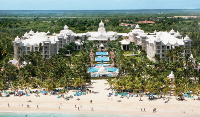 RIU Hotels solo permitirá transporte autorizado en RD