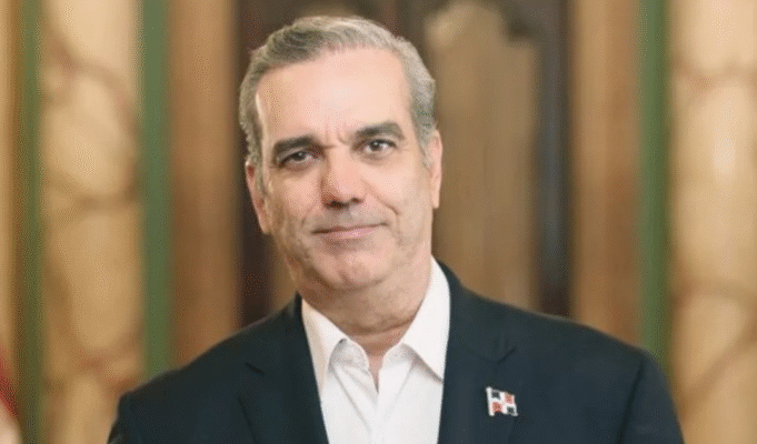 Presidente Abinader llama a la población a seguir recomendaciones oficiales por lluvias Presidente Abinader llama a la población a seguir recomendaciones oficiales por lluvias