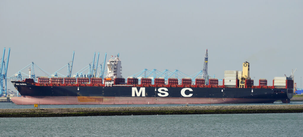 Portacontenedores MSC Sasha en Europoort, Róterdam, fotografía de archivo de agosto de 2016