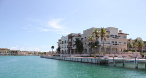 Cap Cana Classic confirma su cita del 12 al 14 de noviembre Edificios, muelles y agua de Marina Cap Cana en una fotografía de archivo de 2011